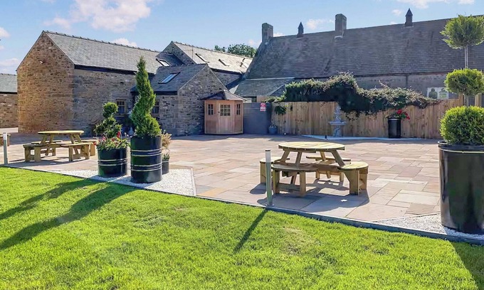 Castleside Cabaña | Red Kite Cottage-UKC6982