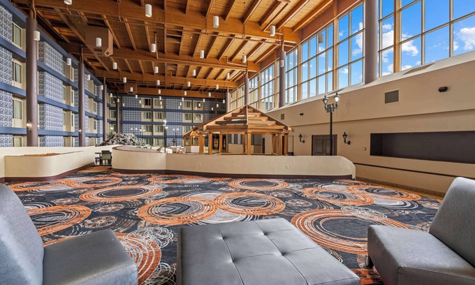 Charlotte Hotel | Red Lion Hotel Charlotte
