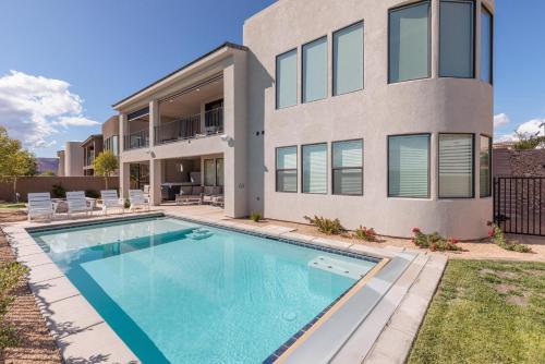 St. George Casa | Red Mountain
