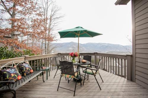 Black Mountain Casa | Red Plum Town Home
