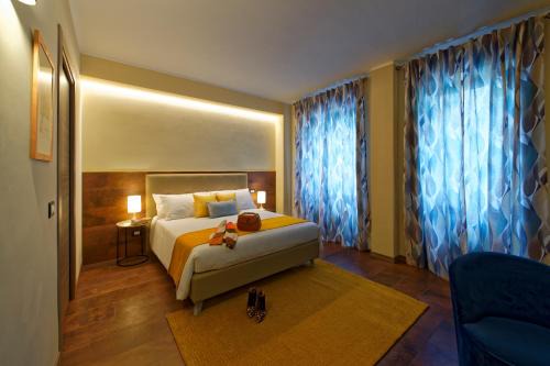 Bullona Casa | RED RIBBON