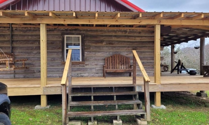 Booneville Cabina | Red River Gorge/Natural Bridge Cabin Rental