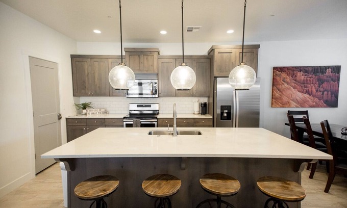 Washington Fields Condominio | ⛏️ Red Rock ⛏️ Senderismo y ciclismo a solo pies de la piscina