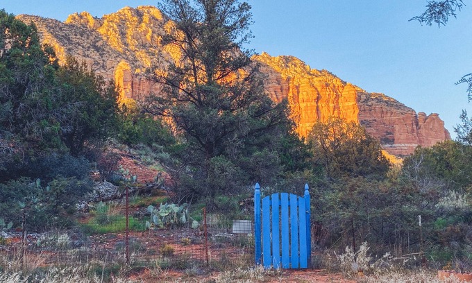 Sedona Casa | Red rock views ♦ Private access to the forestry ♦ The perfect romantic escape