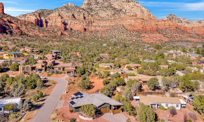 West Sedona Casa | Red rock views, private casita, prime location near trails—your peaceful Sedona escape awaits.