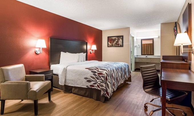 Acworth Hotel | Red Roof Inn Acworth - Emerson/ LakePoint South
