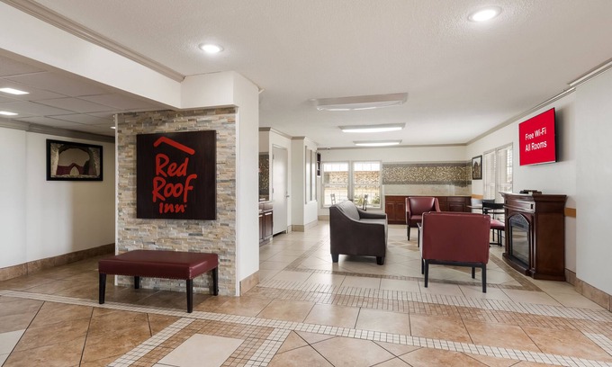 College Station Hotel | Red Roof Inn College Station