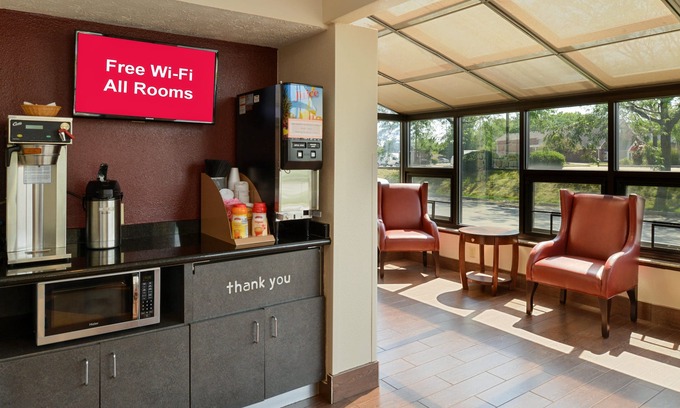 Greenwood Hotel | Red Roof Inn Indianapolis - Greenwood
