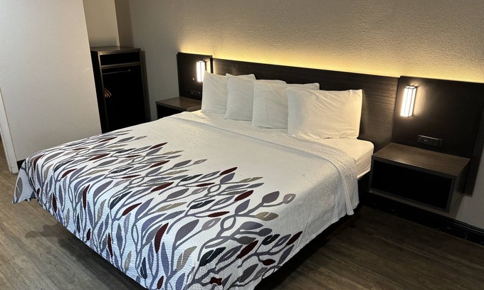 Wildwood Hotel | Red Roof Inn Wildwood, FL - The Villages