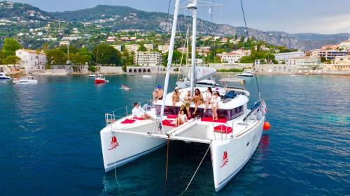 Monaco Alquiler De Eote | Red Sail