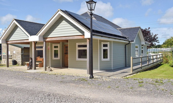 Ryde Cabaña | Red Squirrel Lodge - UKC677