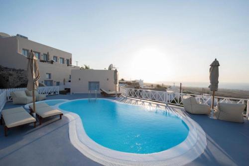 Finikia Casa | Red Stone Villa