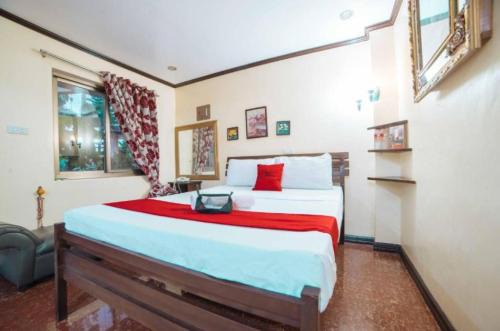 Canlubang Hotel | RedDoorz at Tagaytay Road