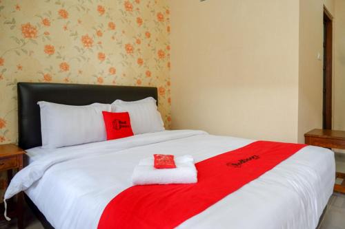 Semarang Hotel | RedDoorz @ Jalan Majapahit Semarang