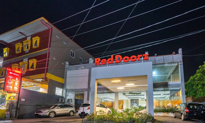 Manado City Centre Casa | RedDoorz near Bahu Mall Manado
