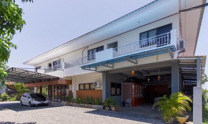 Manado Casa | RedDoorz near Sam Ratulangi Airport Manado