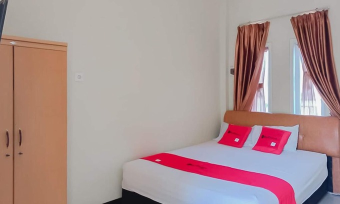 Balikpapan Casa | Reddoorz @ Pelangi Guest House