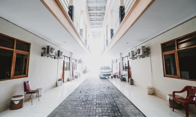 Sewon Hotel | RedDoorz Plus @ Jalan Parangtritis 2