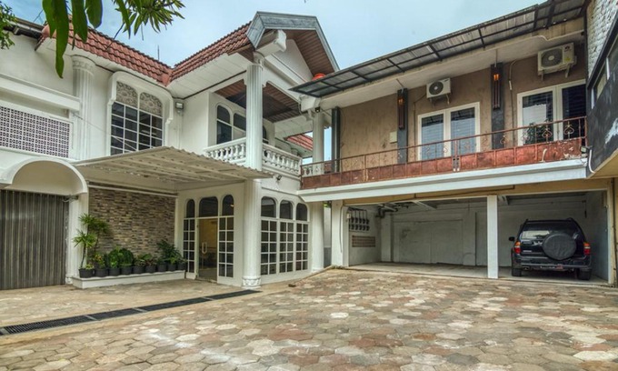 Semarang Casa | RedDoorz Plus near Akademi Kepolisian Semarang 3