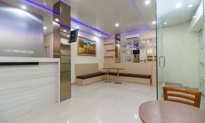 Palembang Casa | RedDoorz Plus near RS RK Charitas 2 Palembang