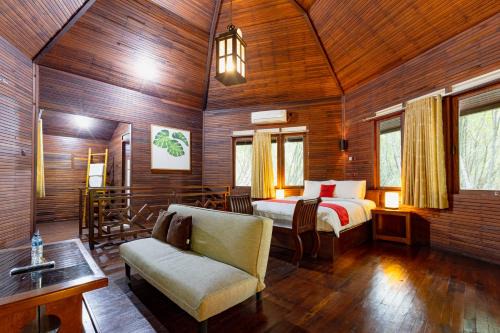 Pantai Indah Kapuk Casa | RedDoorz Resort @ Taman Wisata Mangrove