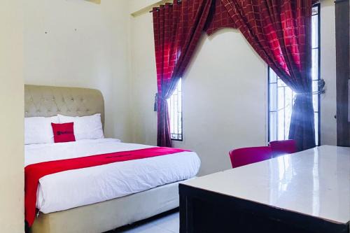 Jambi Hotel | RedDoorz Syariah at Diva Residen Kasturi 1