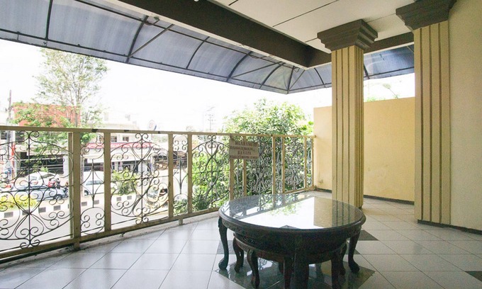 Jember Casa | RedDoorz Syariah @ Jalan Gajah Mada