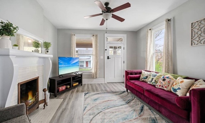 Old North Columbus Casa | REDESIGNED 5BRs HOME NEAR UNIVERSITY & STADIUM With FREE PARKING