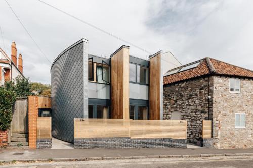 Bristol Casa | Redland Stay In Bespoke Home 1 of 2