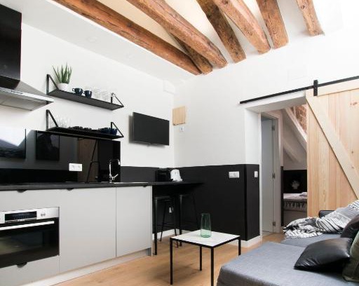 Barrio de La Latina Apartamento | Redondilla Apartment