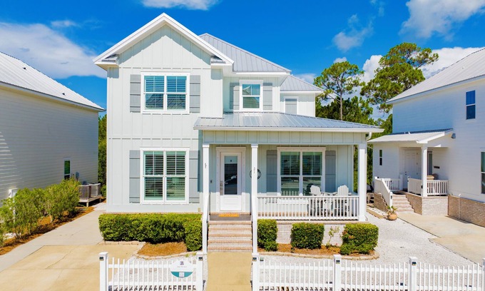 Orange Beach Casa | Reduced Rate! Salty Mermaid *Pet-Friendly, Pool, Beach Access*