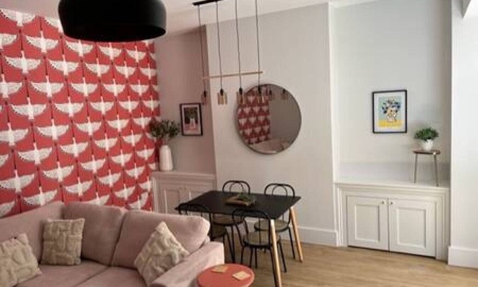 Huntingdon Casa | Redwing- free parking- Grade Ii listed- ground