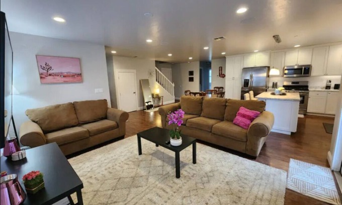 McKinleyville Casa | Redwood Family Hideaway