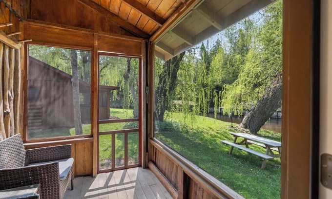 Indian River Cabina | Reed's on the River Cabin 7