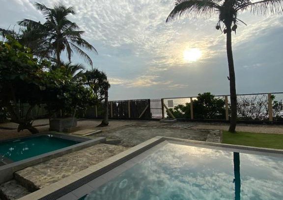 Pamunugama Hotel | Reef Bungalow Hotel