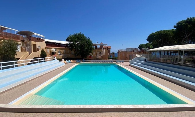 Mondello Apartamento | Reef Mondello Apartment