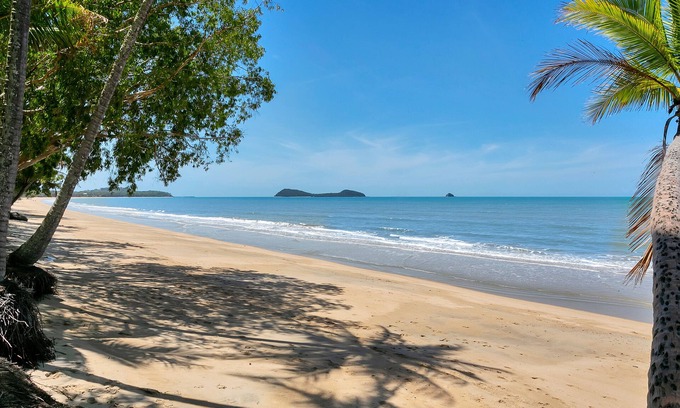 Clifton Beach Casa | Reeflections Beachfront Holiday House