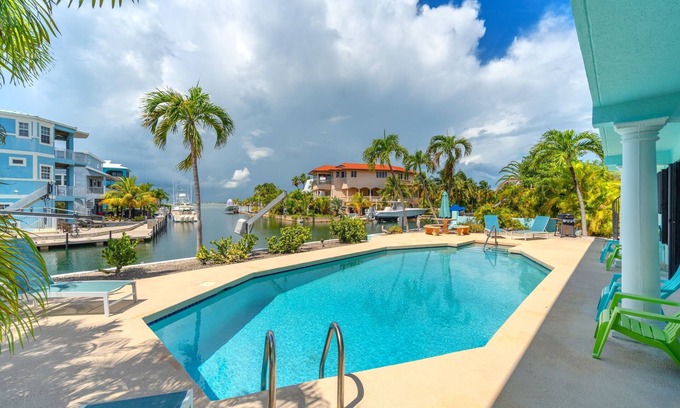 Summerland Key Casa | Canotaje en aguas profundas y una gran piscina cerca de aguas abiertas en Summerland Key