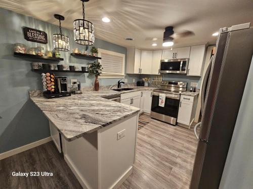 Houghton Lake Casa | Reel Relaxin Retreat to Getaway!
