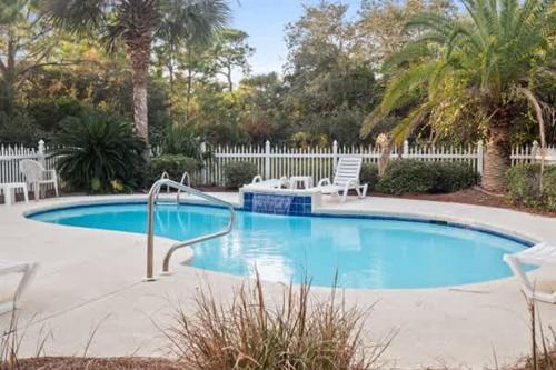 Plantation Casa | Reel Time 6 BD St George Island FL Vacation Re