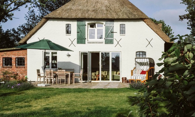 Uelvesbull Casa | großzüg. Reetdachhaus Huus Uelvesbüll, Alleinl., 150m², 3 camas, 2 baños, 6 P.