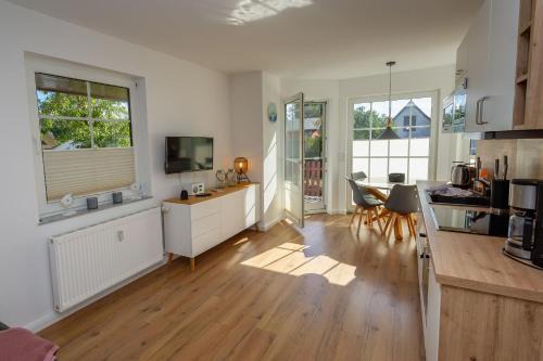 Middelhagen Casa | Reethaus Boddenblick - Apt. 09