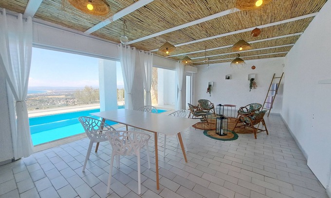 El Mas Fumats Villa | Ref. Ali32 - AMPLIA VILLA CON PISCINA Y VISTA AL MAR