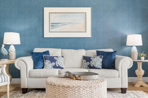Upper Grand Lagoon Casa | Reflections 307