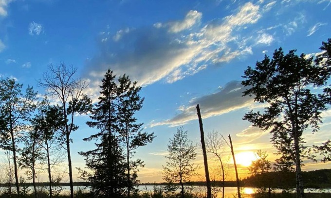 Central Alberta Casa | Refuge Bay's Ignis Dome - Luxury Off Grid Escape