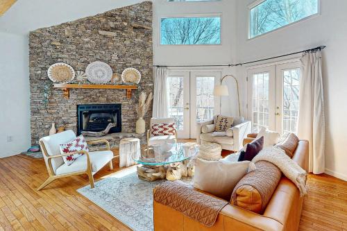 Bryson City Casa | 'Refuge' in Bryson City