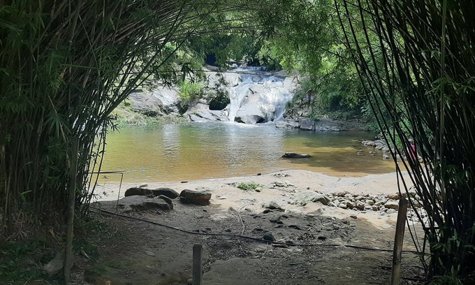 Sao Pedro da Serra Casa | Refúgio da Colina Lumiar/ waterfall 150 meters from the house/ internet/ barbecue