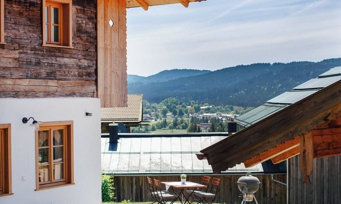 Drachselsried Casa | Refugium am Rehberg - Traumhaftes Ferienhaus mit Sauna und Whirlpool