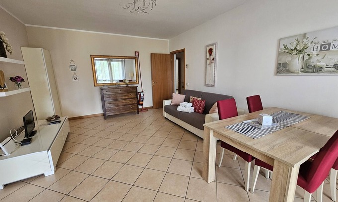 Pacengo Apartamento | Regarda - holiday apartment "A Casa di La' " with Wifi, pets allowed