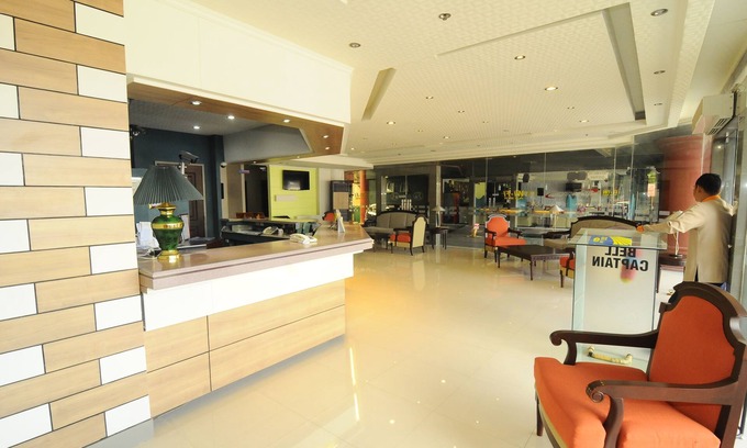 Poblacion District Hotel | Regency Inn